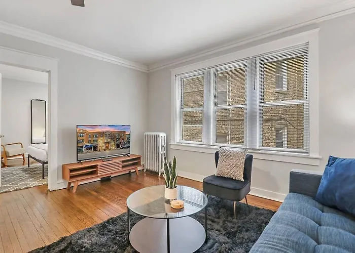Elegant & Stylishly 1br Fully Furnished - Lincoln 205 Chicago